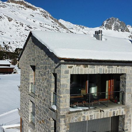 Chesa La Montanella - Ferienwohnung, Maloja Exterior foto